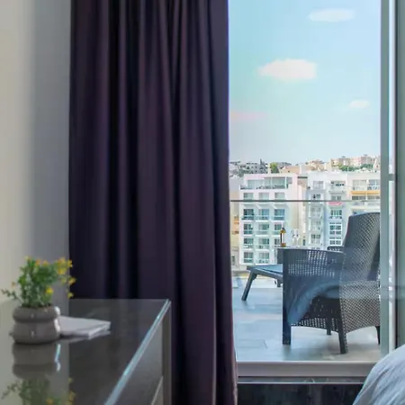 2-br Duplex Penthouse Spinola Sea View Balcony Saint Julian's